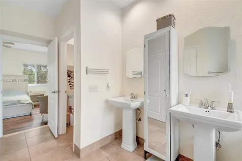 16339 Malibu Drive Weston FL 33326