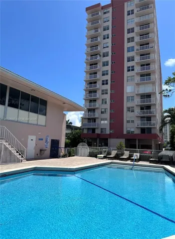 3161 S Ocean Drive Hallandale Beach FL 33009