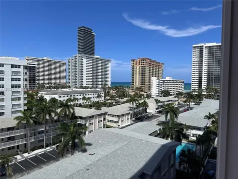 3161 S Ocean Drive Hallandale Beach FL 33009