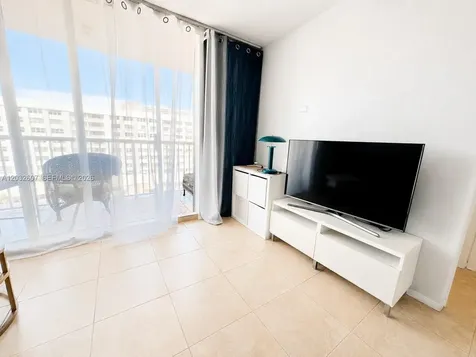 3161 S Ocean Drive Hallandale Beach FL 33009