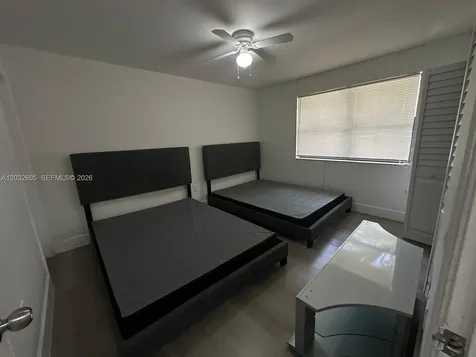 10050 NW 6th Street Pembroke Pines FL 33024