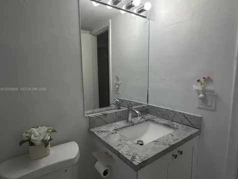 10050 NW 6th Street Pembroke Pines FL 33024
