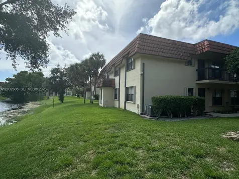 10050 NW 6th Street Pembroke Pines FL 33024