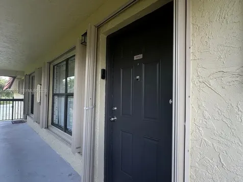 10050 NW 6th Street Pembroke Pines FL 33024
