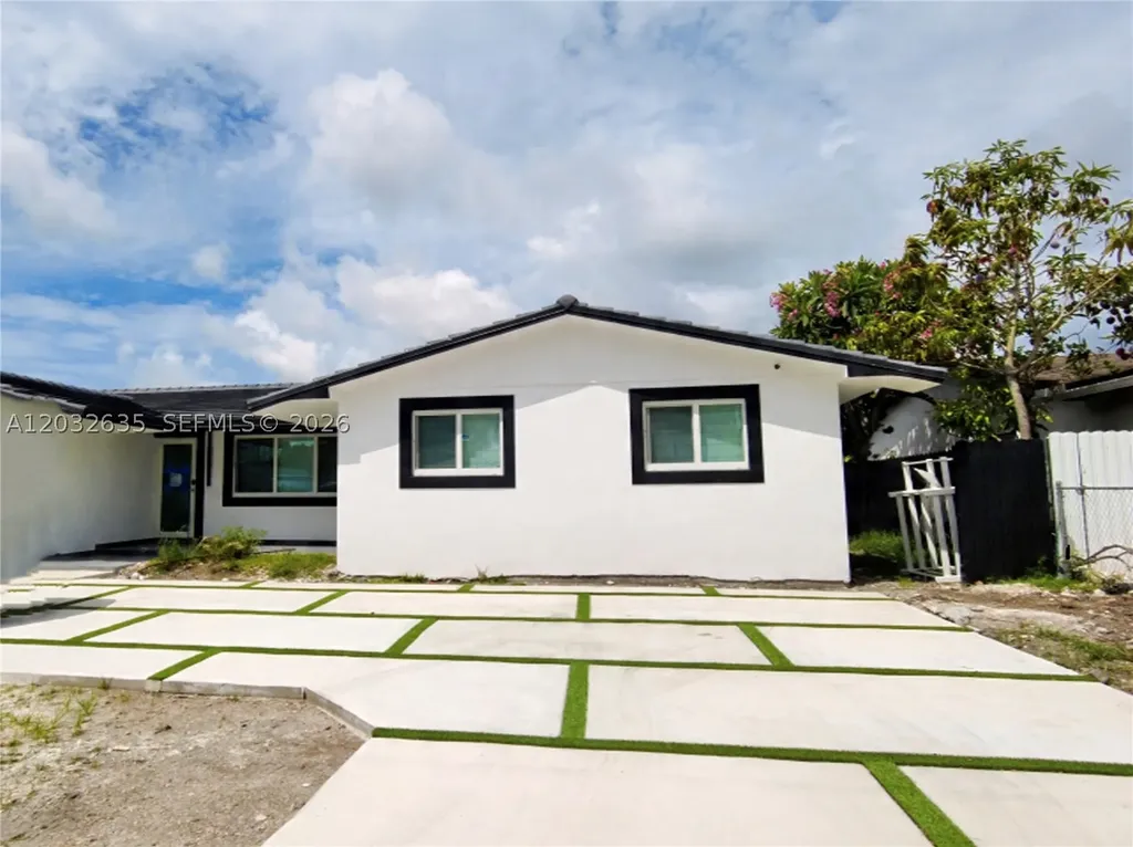 20330 Franjo Road Cutler Bay FL 33189