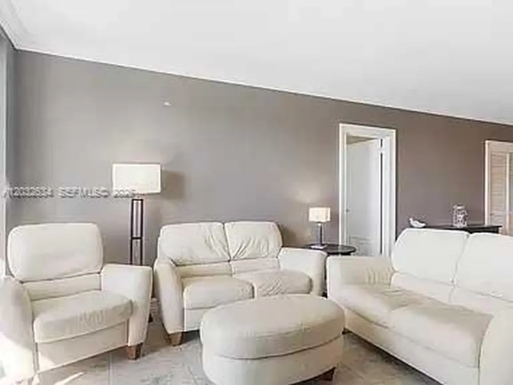 3000 S Ocean Drive Hollywood FL 33019