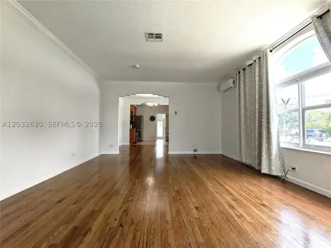 470 SW 25th Road Miami FL 33129