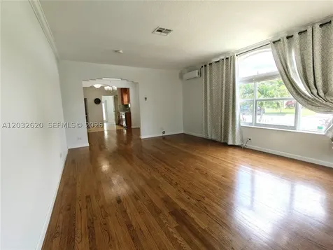 470 SW 25th Road Miami FL 33129