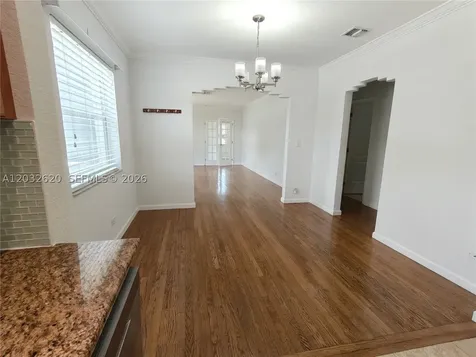 470 SW 25th Road Miami FL 33129
