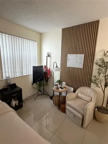9705 Fontainebleau Boulevard Miami FL 33172