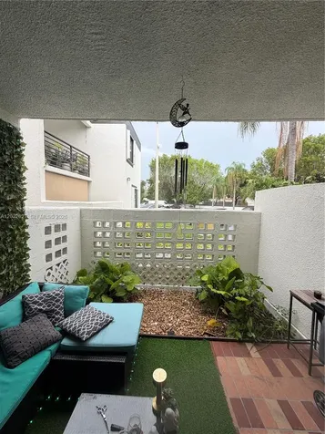 9705 Fontainebleau Boulevard Miami FL 33172