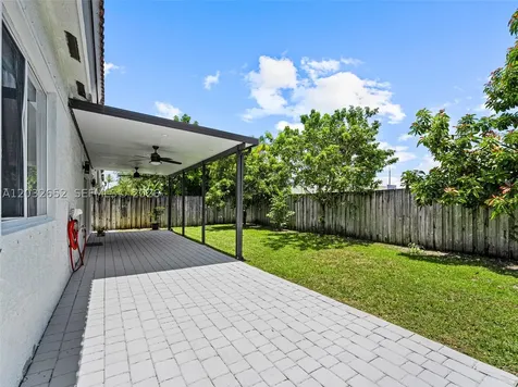 15780 SW 141st Street Miami FL 33196