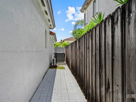 15780 SW 141st Street Miami FL 33196