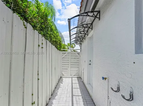 15780 SW 141st Street Miami FL 33196