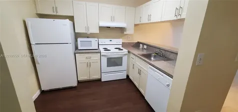 9823 Nob Hill Court Sunrise FL 33351