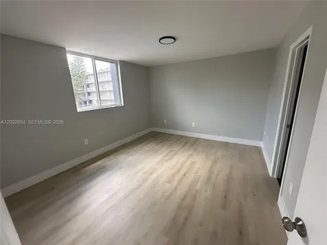 10090 NW 80th Court Hialeah Gardens FL 33016