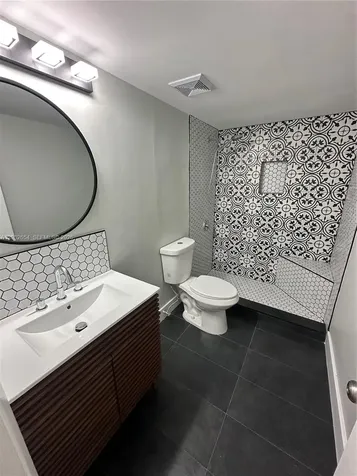 10090 NW 80th Court Hialeah Gardens FL 33016