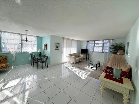 1833 S Ocean Drive Hallandale Beach FL 33009