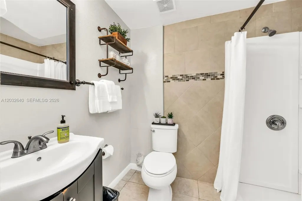 219 S 17th Avenue S Lake Worth FL 33460