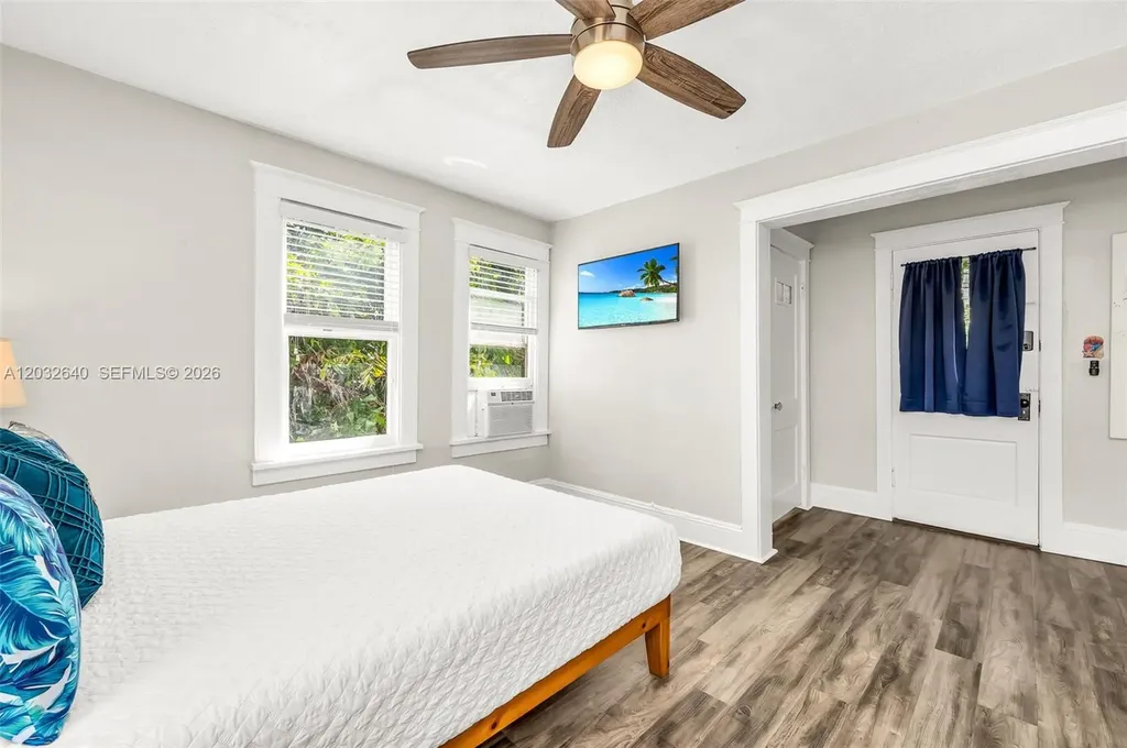 219 S 17th Avenue S Lake Worth FL 33460