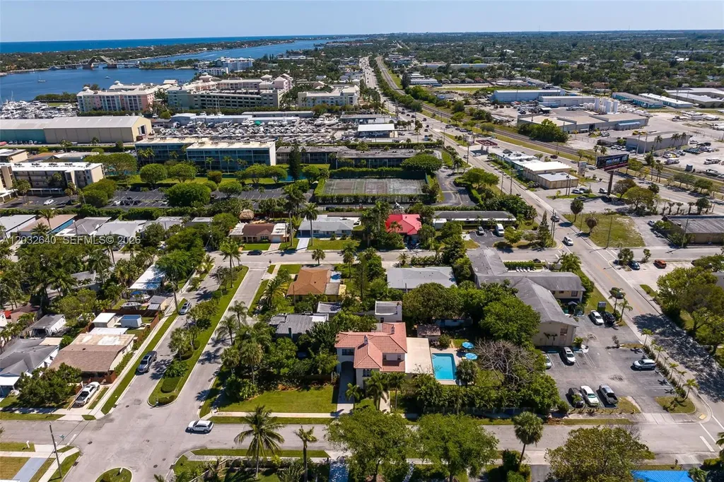 219 S 17th Avenue S Lake Worth FL 33460