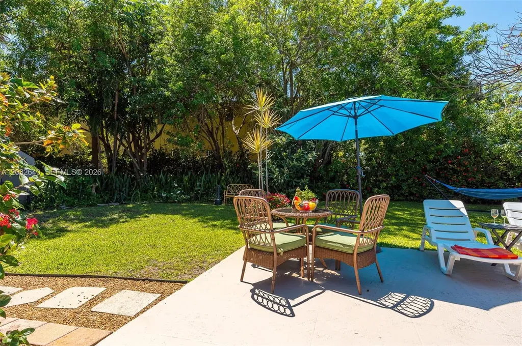 219 S 17th Avenue S Lake Worth FL 33460