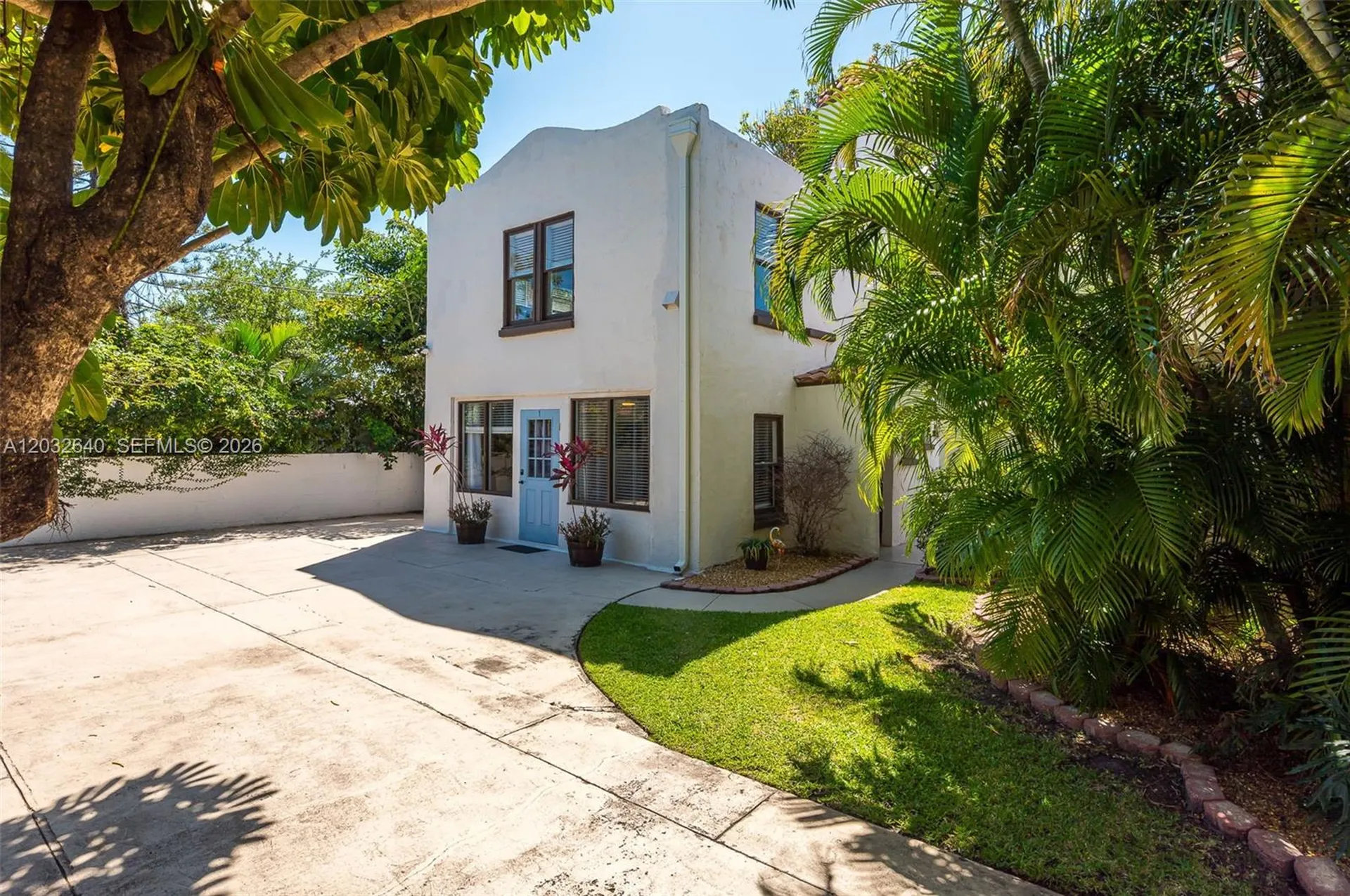 219 S 17th Avenue S Lake Worth FL 33460