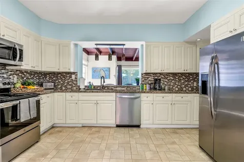 219 S 17th Avenue S Lake Worth FL 33460