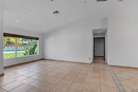 11728 SW 97th Street Miami FL 33186