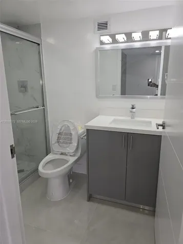 17021 N Bay Road Sunny Isles Beach FL 33160