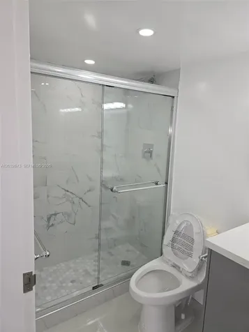 17021 N Bay Road Sunny Isles Beach FL 33160