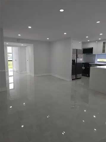 17021 N Bay Road Sunny Isles Beach FL 33160