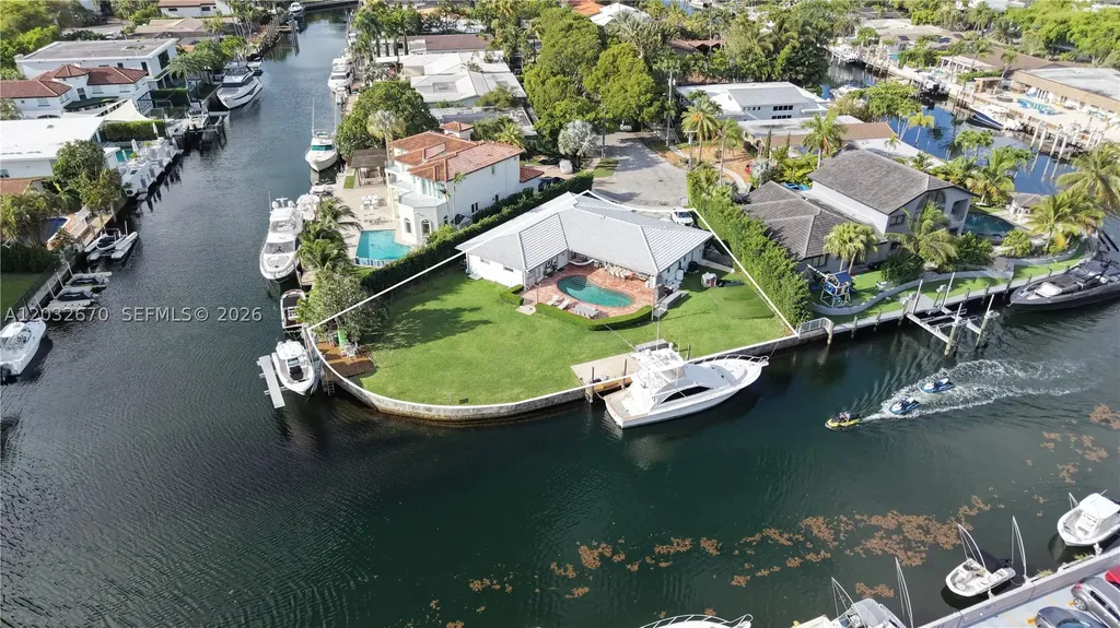 13305 Biscayne Island Terrace North Miami FL 33181