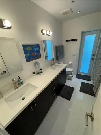 13305 Biscayne Island Terrace North Miami FL 33181
