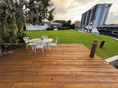 13305 Biscayne Island Terrace North Miami FL 33181
