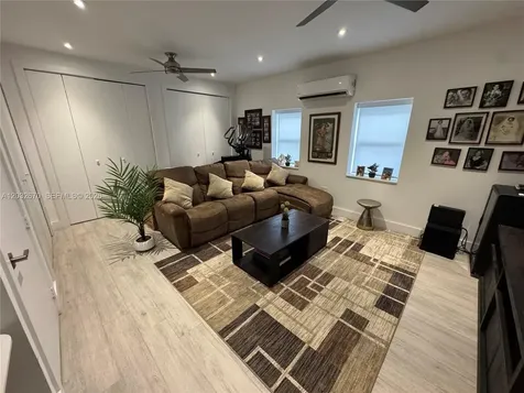 13305 Biscayne Island Terrace North Miami FL 33181