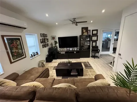 13305 Biscayne Island Terrace North Miami FL 33181