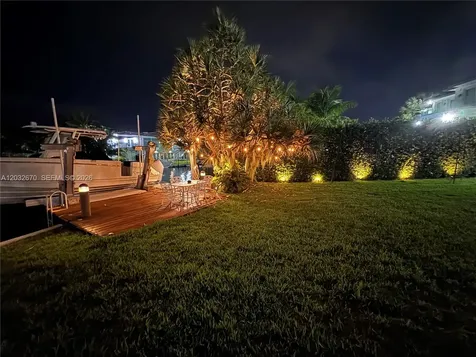 13305 Biscayne Island Terrace North Miami FL 33181