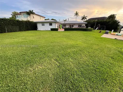 13305 Biscayne Island Terrace North Miami FL 33181