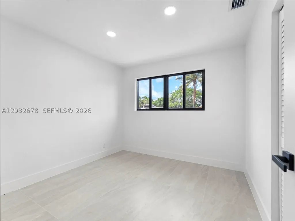 1055 Wyoming Avenue Fort Lauderdale FL 33312