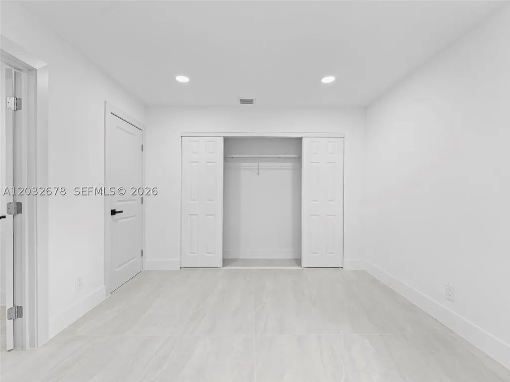 1055 Wyoming Avenue Fort Lauderdale FL 33312