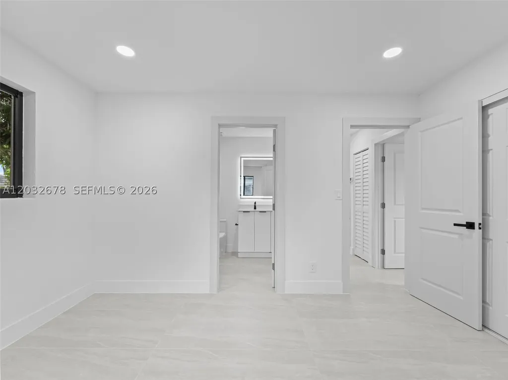 1055 Wyoming Avenue Fort Lauderdale FL 33312