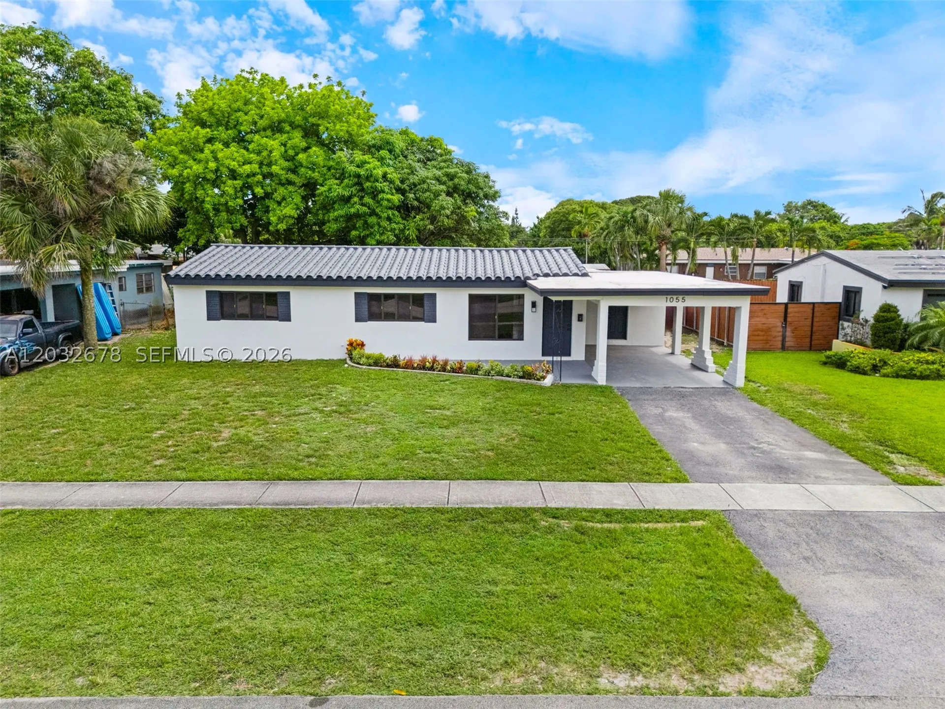 1055 Wyoming Avenue Fort Lauderdale FL 33312