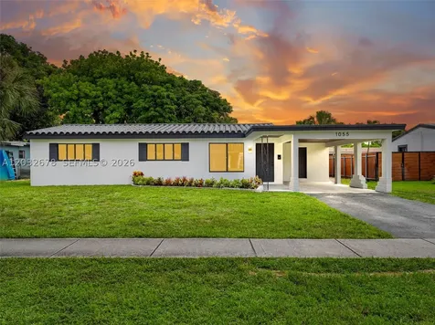 1055 Wyoming Avenue Fort Lauderdale FL 33312