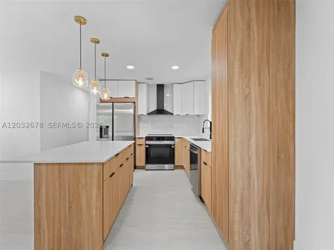 1055 Wyoming Avenue Fort Lauderdale FL 33312