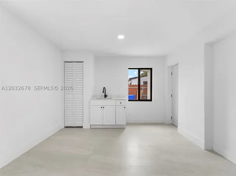 1055 Wyoming Avenue Fort Lauderdale FL 33312
