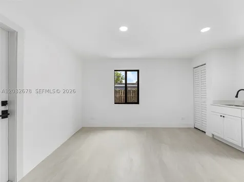 1055 Wyoming Avenue Fort Lauderdale FL 33312