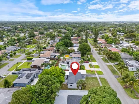 1055 Wyoming Avenue Fort Lauderdale FL 33312