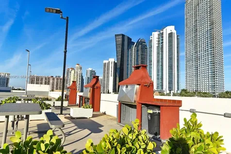 17021 N Bay Road Sunny Isles Beach FL 33160