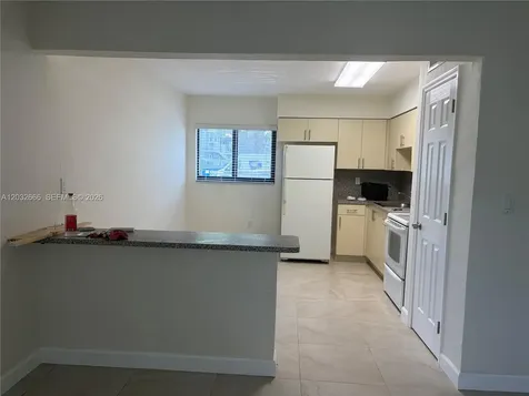61 W 13th Street Hialeah FL 33010